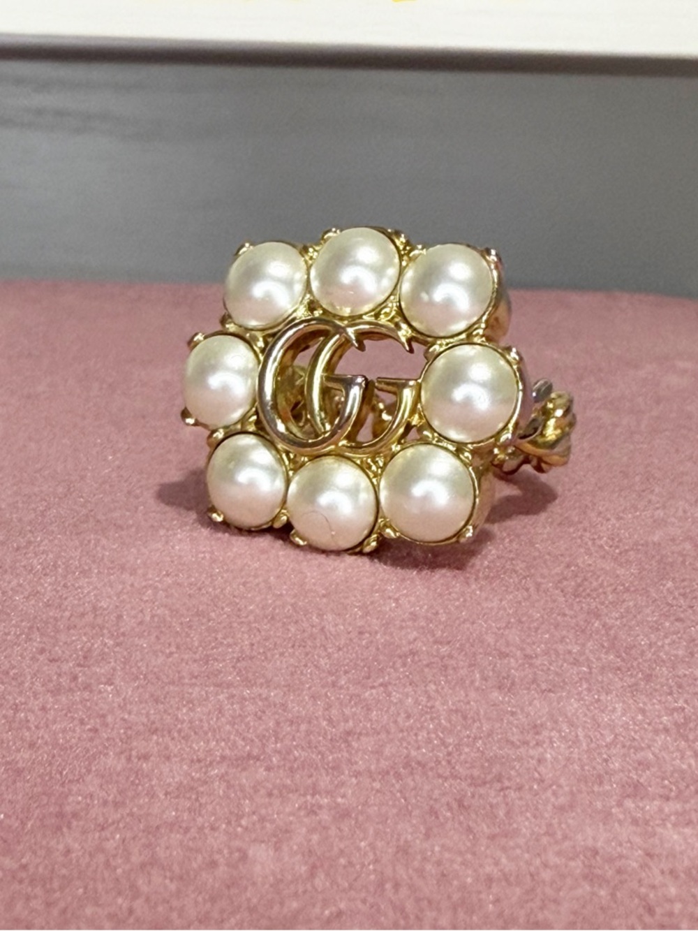 Gucci Pearl GG Ring